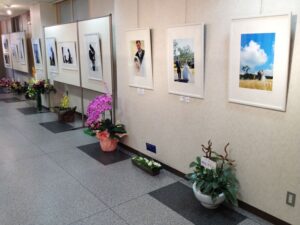 勝亦裕写真展「あなたがいる幸せ」