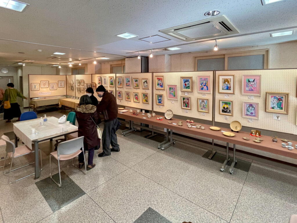 陶雛・器と絵画展